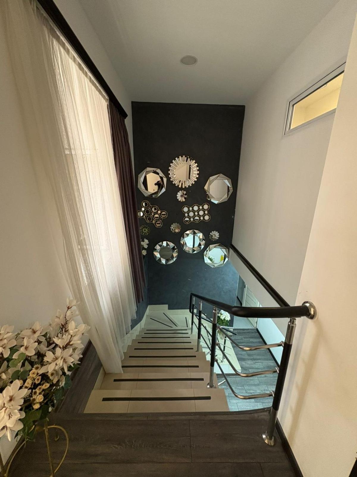 Tumanyan It Hotel Erévan Extérieur photo